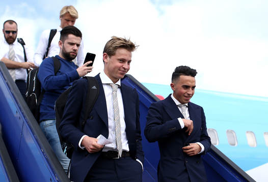 Frenkie de Jong(L) and ahead Abdelhak Nouri of Ajax arrive