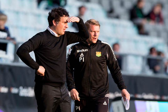 GAIS tränare Benjamin Westman och assisterande tränare