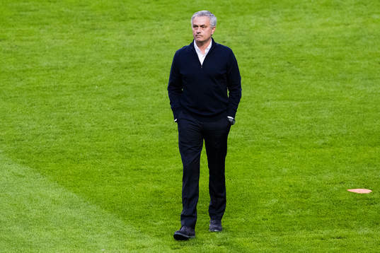 Manchester Uniteds tränare José Mourinho innan finalen i