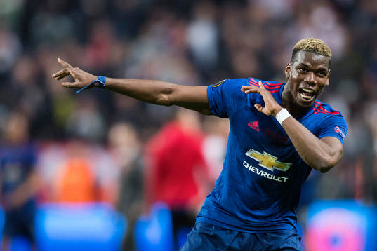 Manchester Uniteds Paul Pogba jublar