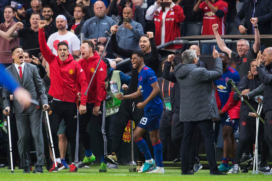 Manchester Uniteds Zlatan Ibrahimovic jublar