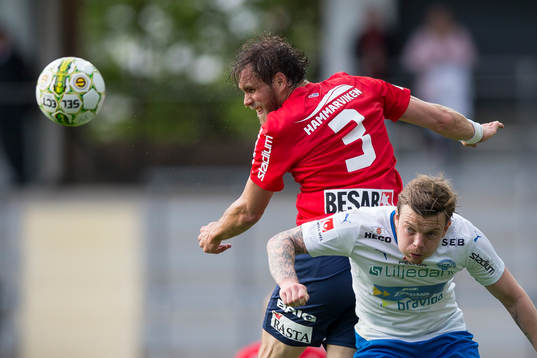 Örgrytes Johan Elmander når högst