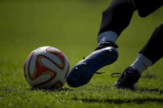 under fotbollsmatchen i Div 5 mellan Styrsö och Donsö