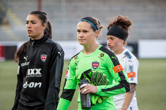 Rosengårds målvakt Zecira Musovic och målvakt Erin