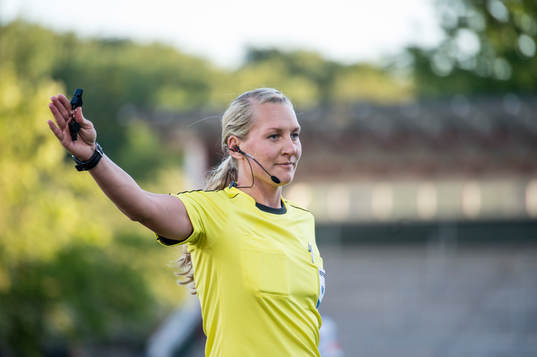 Domaren Tess Olofsson