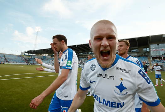 Norrköpings Kalle Holmberg jublar