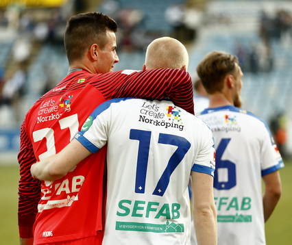 Norrköpings målvakt Michael Langer och Kalle Holmberg