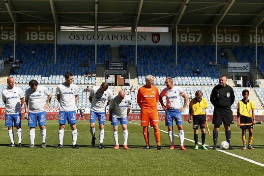 Jubileumsmatchen i fotboll mellan veteraner i Norrköping