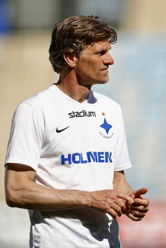 Jubileumsmatchen i fotboll mellan veteraner i Norrköping