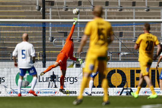 Jubileumsmatchen i fotboll mellan veteraner i Norrköping