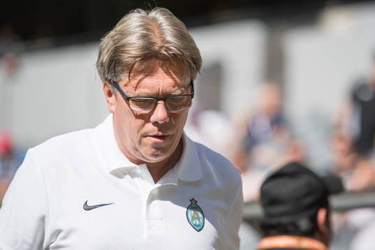 AFC Eskilstunas tränare Pelle Olsson