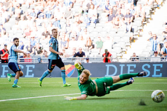 Djurgårdens Othman El Kabir gör 3-1 bakom AFC Eskilstunas