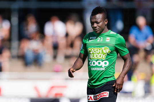 Varbergs Thomas Boakye före fotbollsmatchen i Superettan
