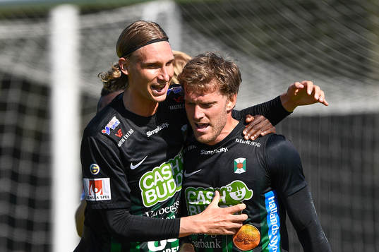 Varbergs Eric Nilsson och Karl Söderström jublar