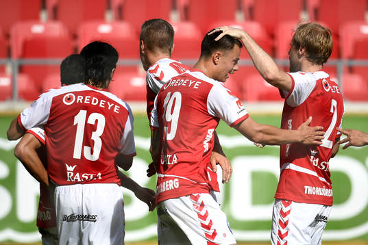 Bläddra bland fler bilder av Fotboll, Allsvenskan, Kalmar - Sundsvall