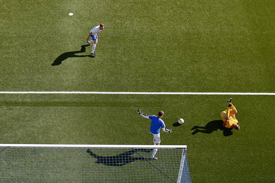 Jubileumsmatchen i fotboll mellan veteraner i Norrköping