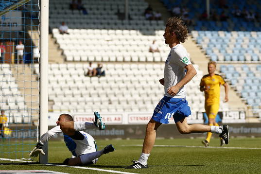 Jubileumsmatchen i fotboll mellan veteraner i Norrköping