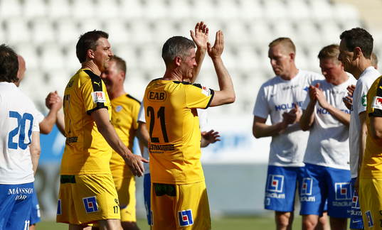 Jubileumsmatchen i fotboll mellan veteraner i Norrköping