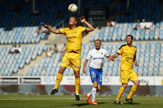 Jubileumsmatchen i fotboll mellan veteraner i Norrköping