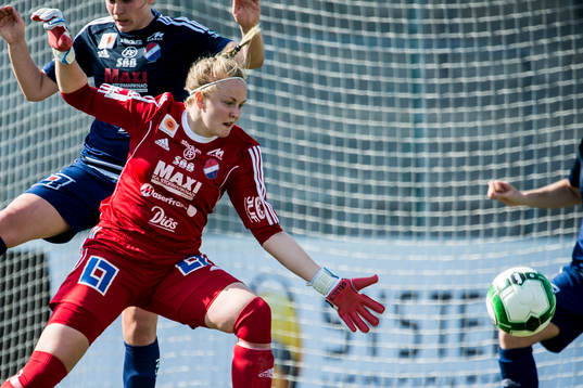 Kvarnsvedens målvakt Jenny Wahlén