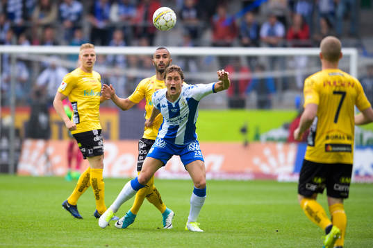 IFK Göteborgs Thomas Rogne och Elfsborgs Issam Jebali