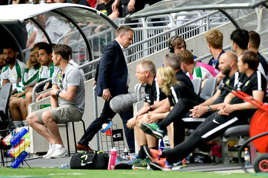 Hammarbys tränare Jakob Michelsen blir utvisad