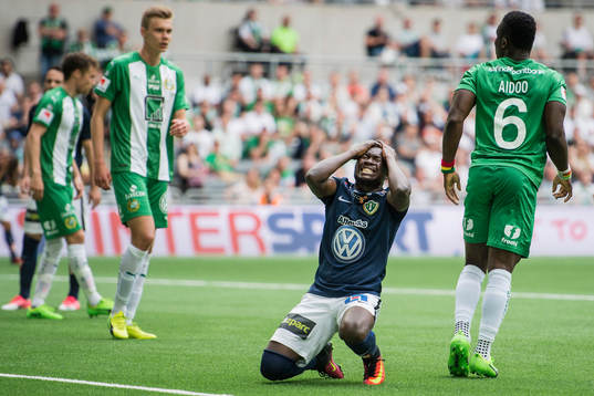 Jönköpings Eric Ayuk deppar