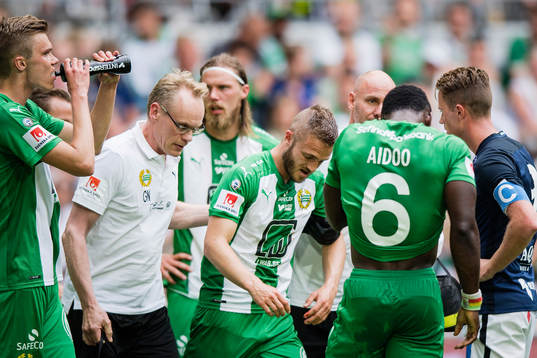 Hammarbys Mats Solheim undersöks