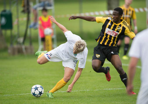 IFK Hässleholms Kojo Annor i matchen i division 2 mellan