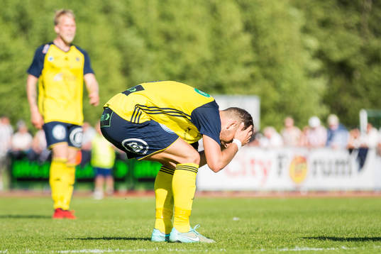 Ängelholms Daniel Alexander Bennassar Nilsson deppar