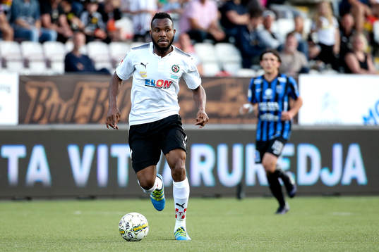 9 Örebros Michael Junior Omah