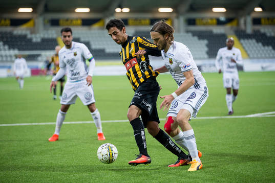 Häckens Daleho Irandust mot Östersunds Tom Pettersson