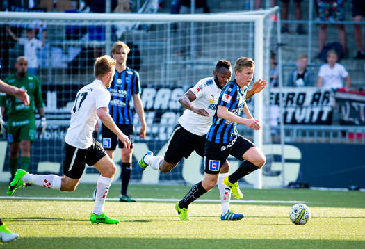 9 Sirius Oscar Kindlund gör sin första match från start