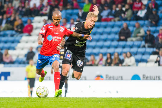 Helsingborgs Bradley Surprise Ralani och Syrianskas Mattias