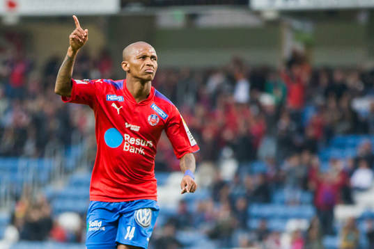 Helsingborgs Bradley Surprise Ralani jublar