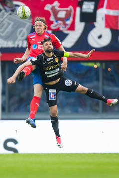 Helsingborgs Carl Johansson och Syrianskas Mattias Mete