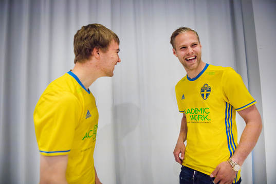 Simon Tibbling och Gustav Engvall