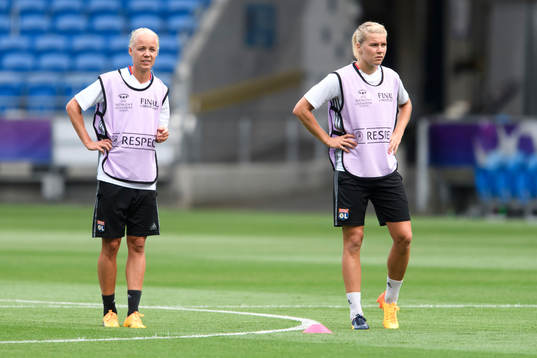 Caroline Seger och Ada Hegerberg