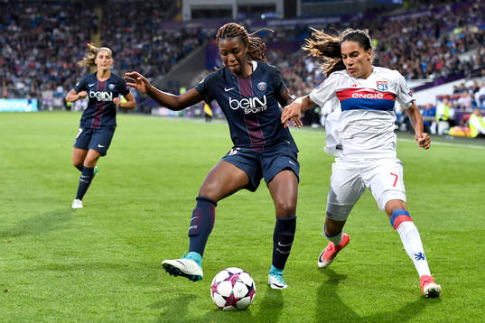 Paris Grace Geyoro och Lyons Amel Majri