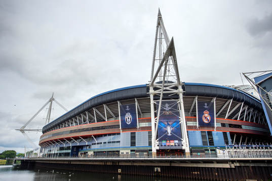 Exteriör av Wales nationalarena innan en träning med