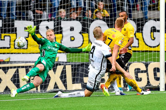Elfsborgs Per Frick gör 2-0