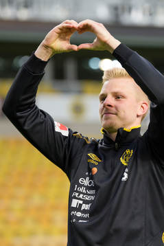 Elfsborgs Per Frick tackar supportrarna