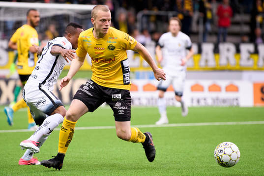 Elfsborgs Daniel Gustavsson och Häckens Nasiru Mohammed