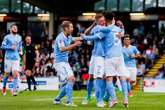 Malmö FFs spelare jublar
