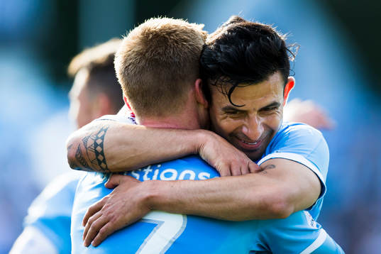 Malmö FFs Anders Christiansen och Malmö FFs Behrang