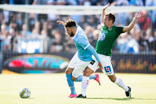 Malmö FFs Erdal Rakip mot Jönköpings Fredric Fendrich