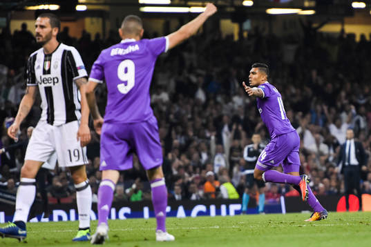 Real Madrids Casemiro jublar