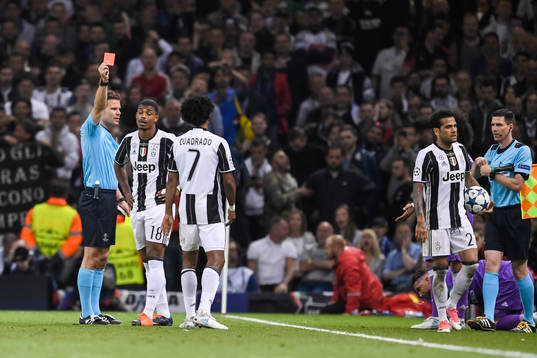 Juventus Juan Cuadrado blir utvisad
