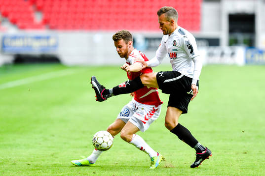 Kalmars Måns Söderqvist och Örebros Logi Valgardsson