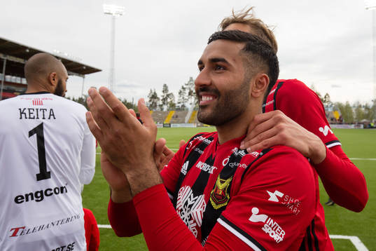 Östersunds Saman Ghoddos hyllas av publiken